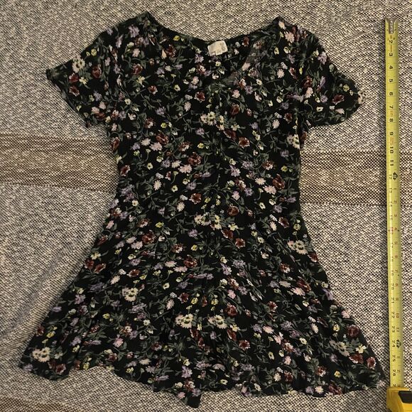 Urban Renewal Vintage Fabric Moody Romper - Black grounded Floral - XS - Picture 1 of 5